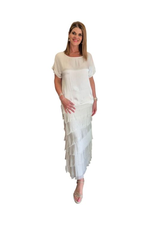 img-20251118-wa0029. CLASSIC MILK BLOUSE
