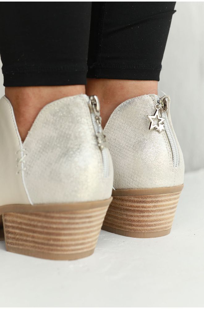 5824#2. J YARA CREAM AND CHAMPAGNE
